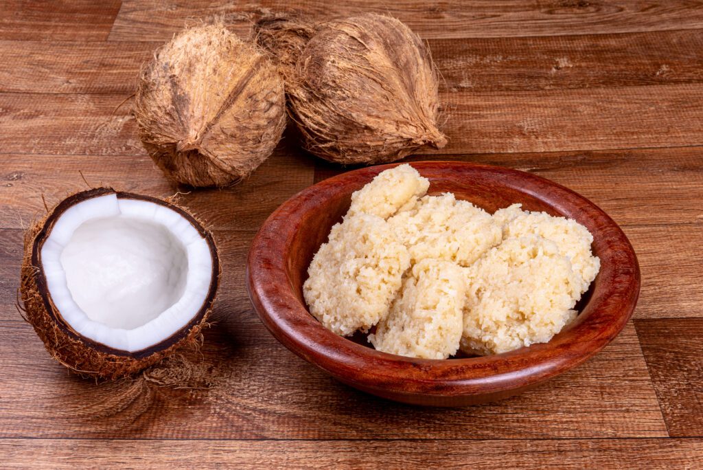 Cocada Branca e preta ©Culinária de Tradição, 2025
